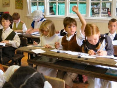 Picture of children in a classroom.